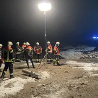 UnfallTeichPKW.jpg